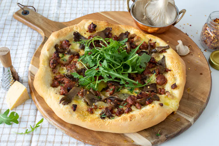 Caramelised Oyster Mushroom and Sausage Pizza | Pizza & bread Recipes | Weber BBQ