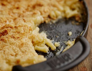 Macaroni and Cheese with Parmesan Crumbs