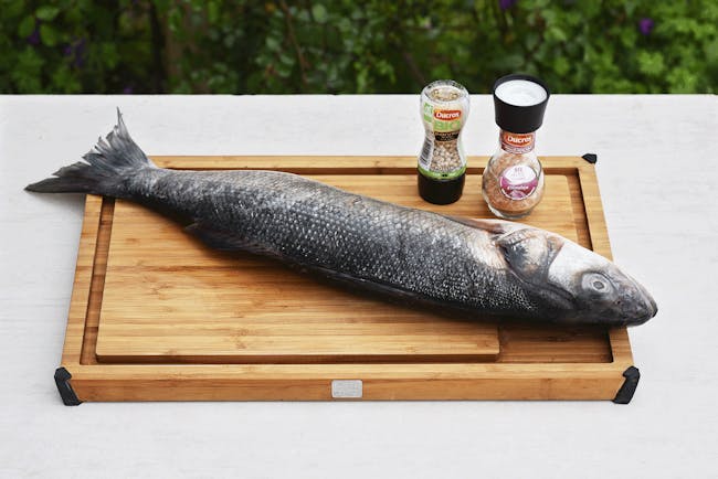 Poisson au barbecue avec des épices Ducros