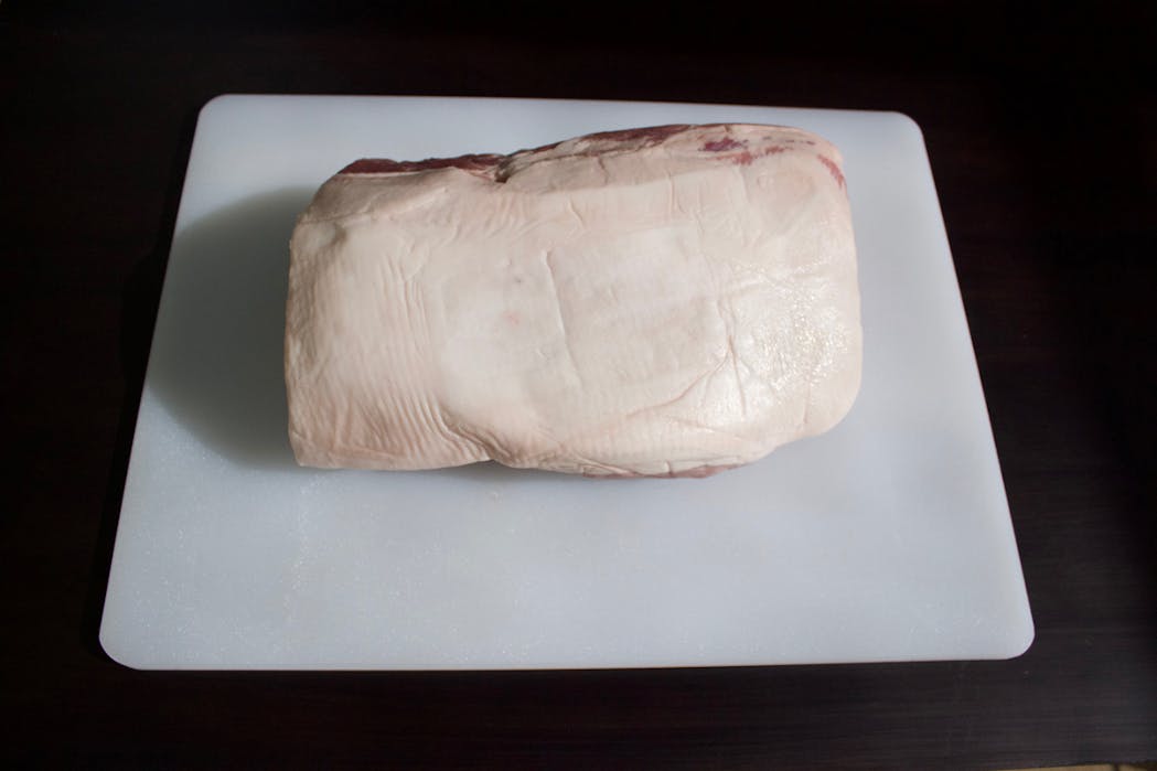 Trimming Pork Step3A