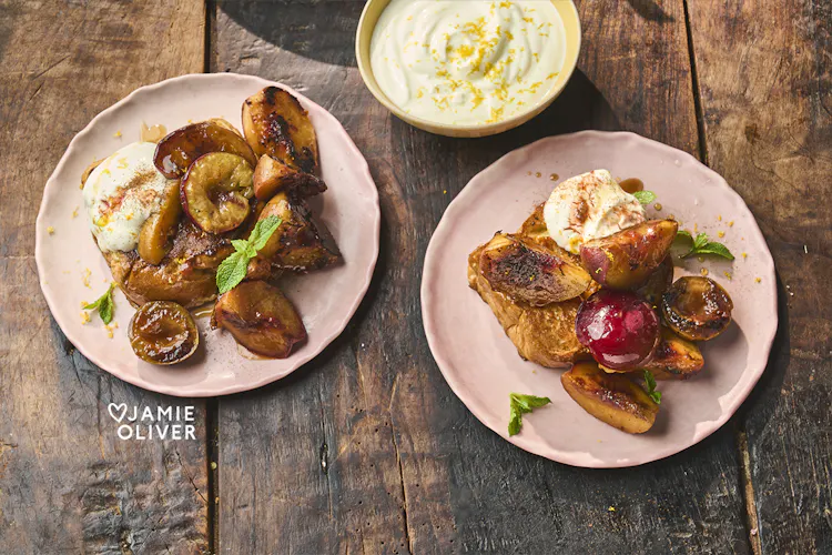 Barbecued French toast with griddled peaches & plums | Breakfast Recipes | Weber BBQ