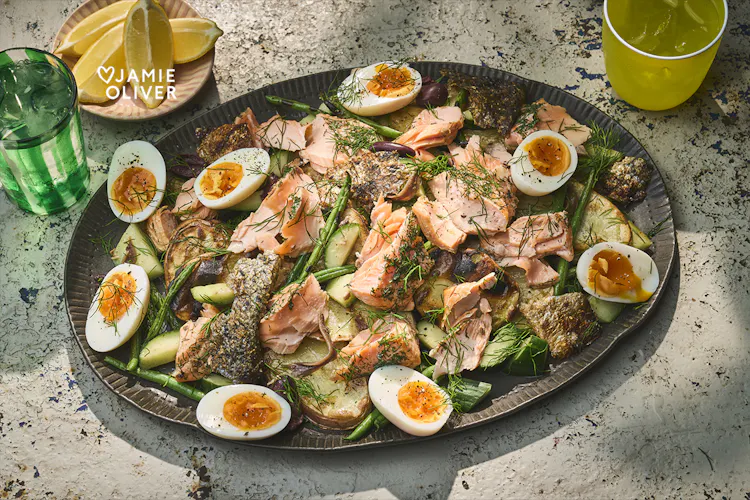 Barbecued salmon | Seafood Recipes | Weber BBQ