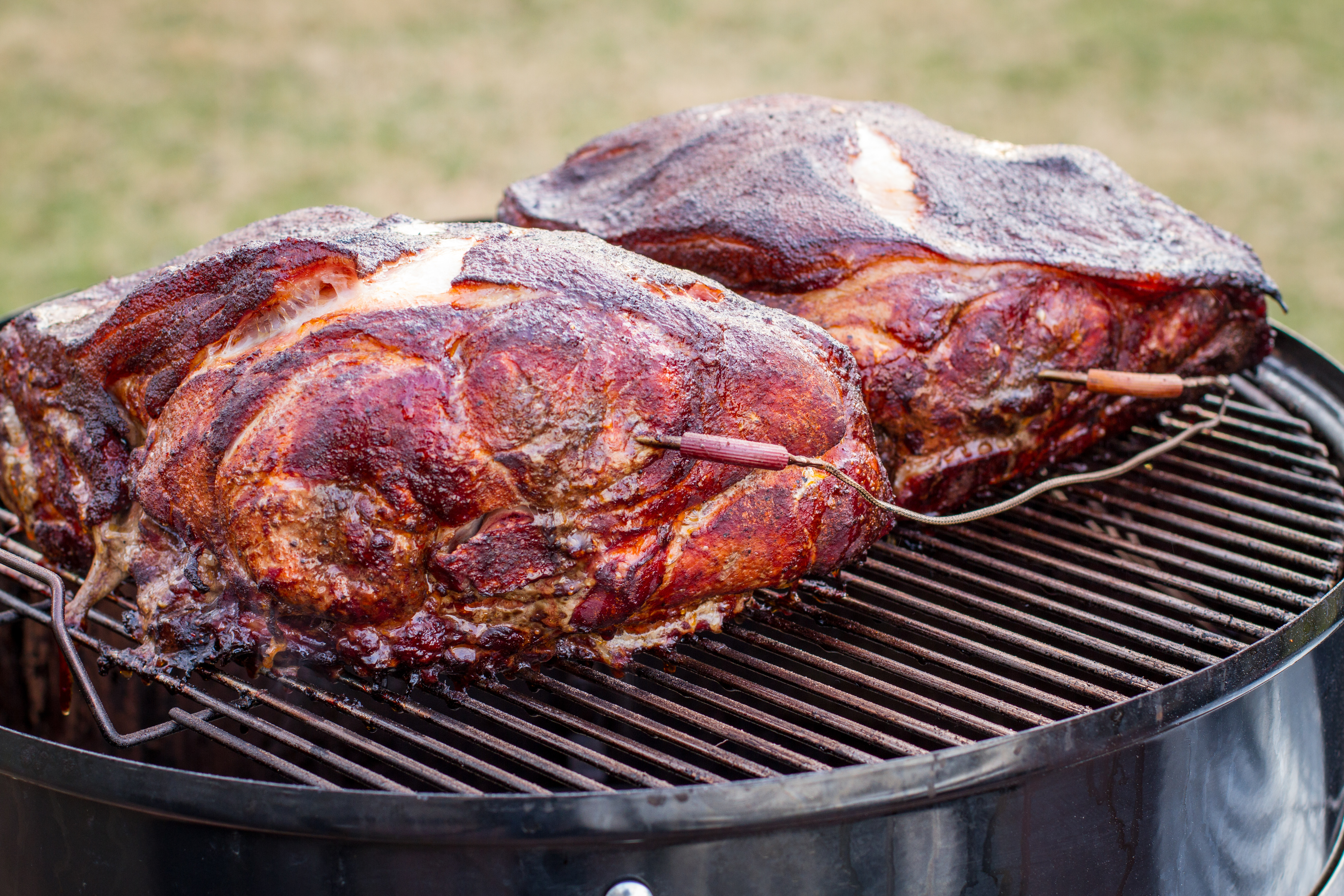 Pulled pork discount weber gas grill