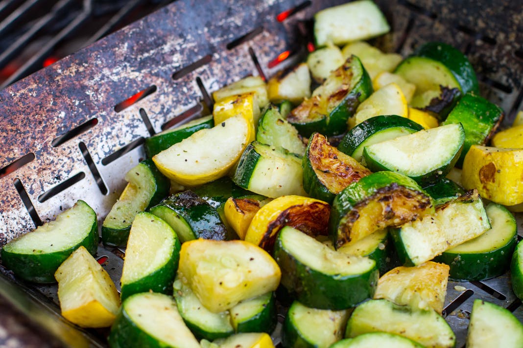Top Tips For Grilling Vegetables Tips Techniques Weber Grills