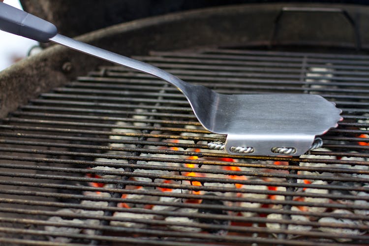 How To Clean Stainless Steel Grill Grates, Tips & Techniques
