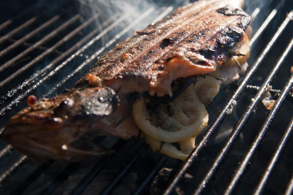 cooking whole fish on weber kettle