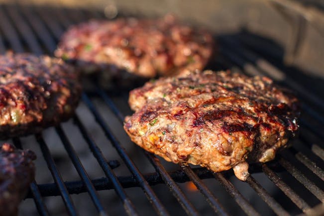 Hamburgers: Fine Dining on a Bun