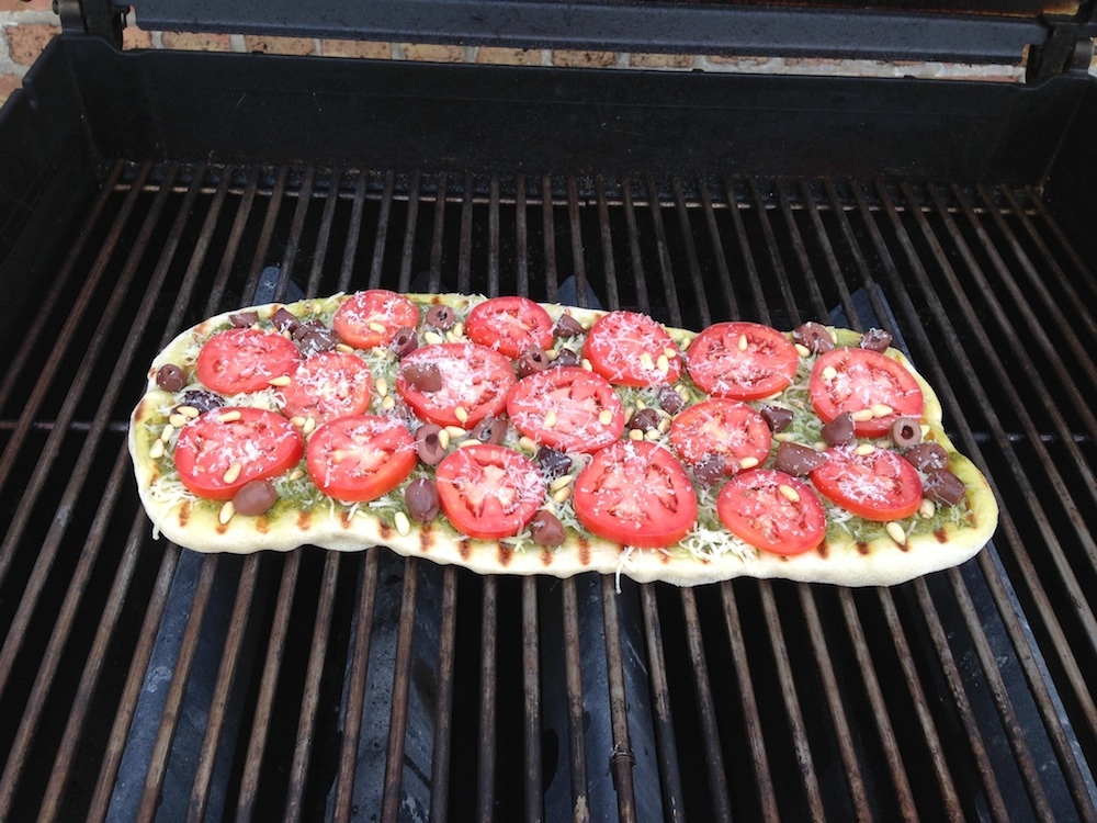 pizza on weber gas grill