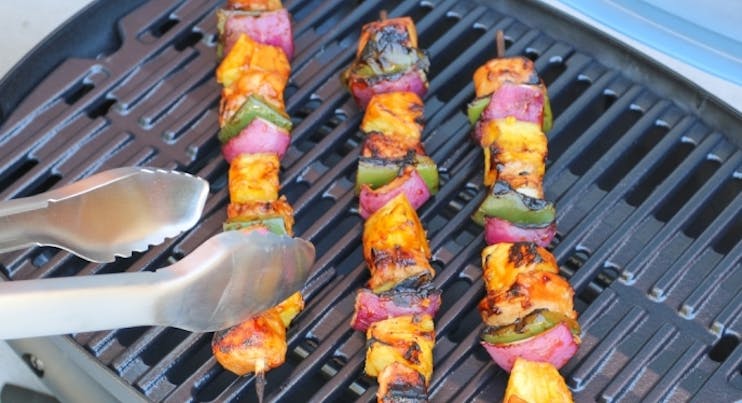Can I Use Metal Utensils On My Cast Iron Grates?