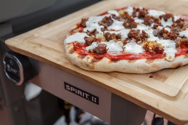 9 Steps To Grilling A Pizza