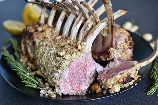 Weber’s Barbecuing Guide
