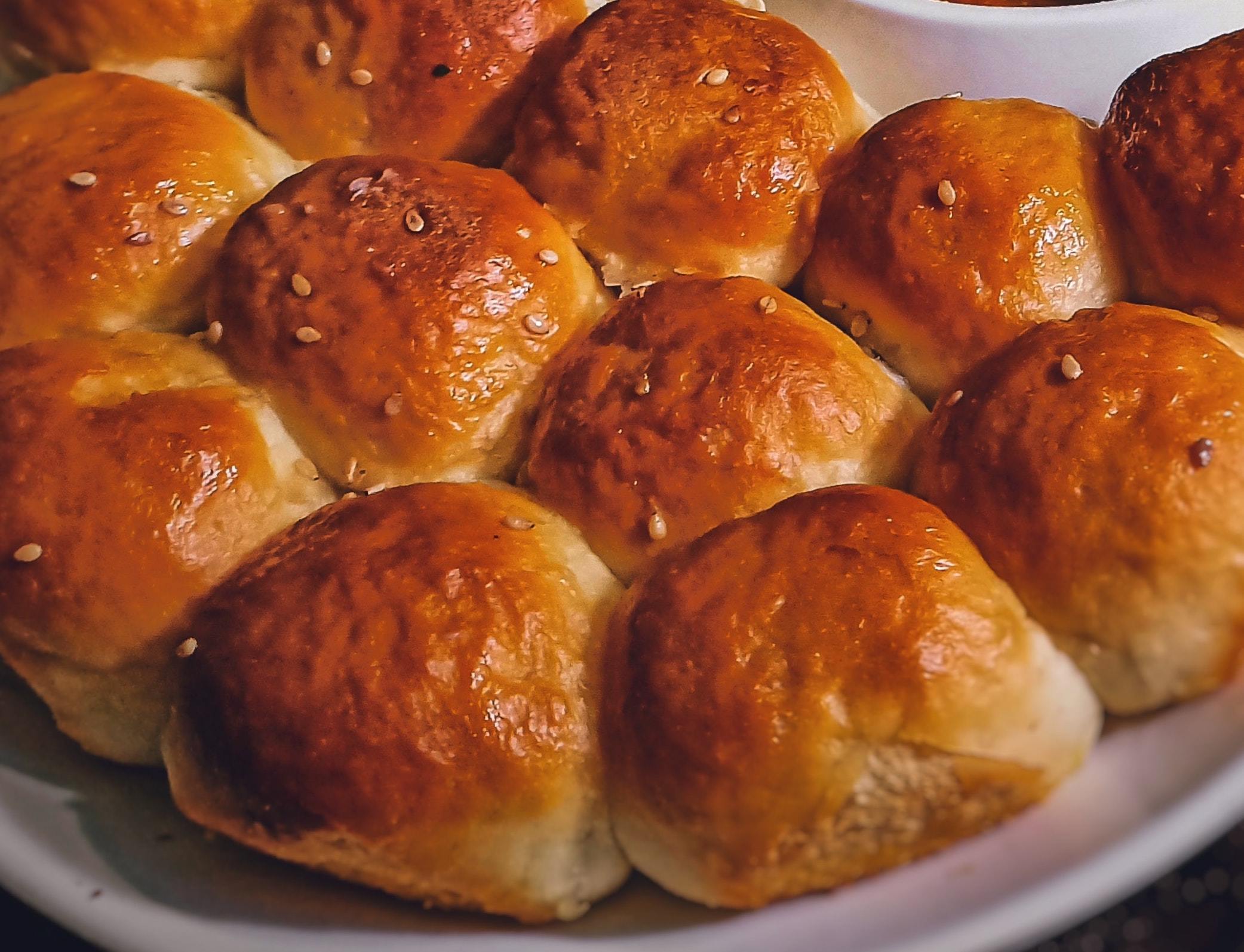 Cast-Iron Caprese Pizza Pops