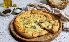 Quattro Formaggi Pizza