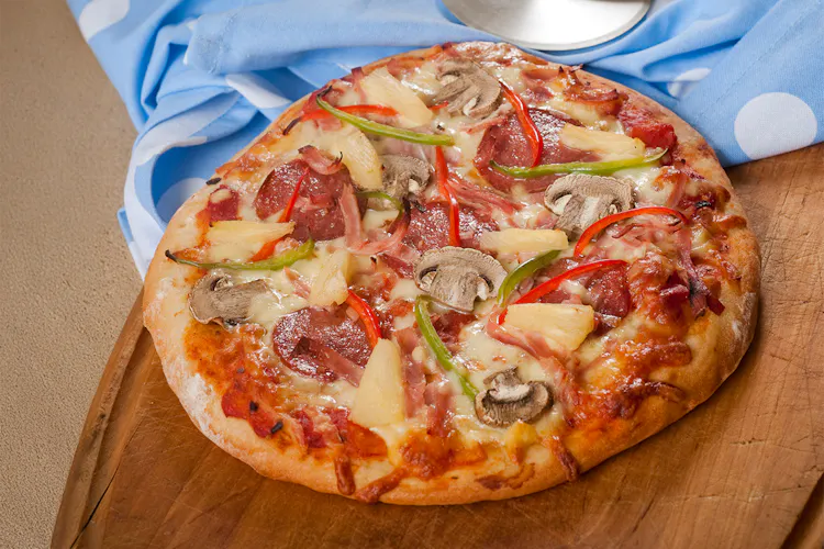 Supreme Pizza | Pizza & bread Recipes | Weber BBQ