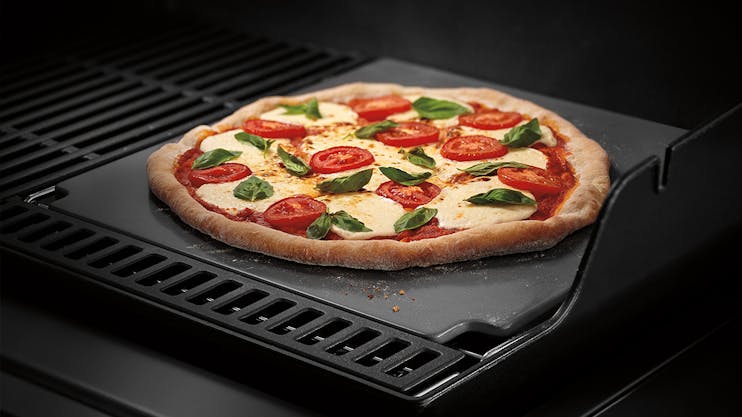 Turn your barbecue into a complete outdoor kitchen!