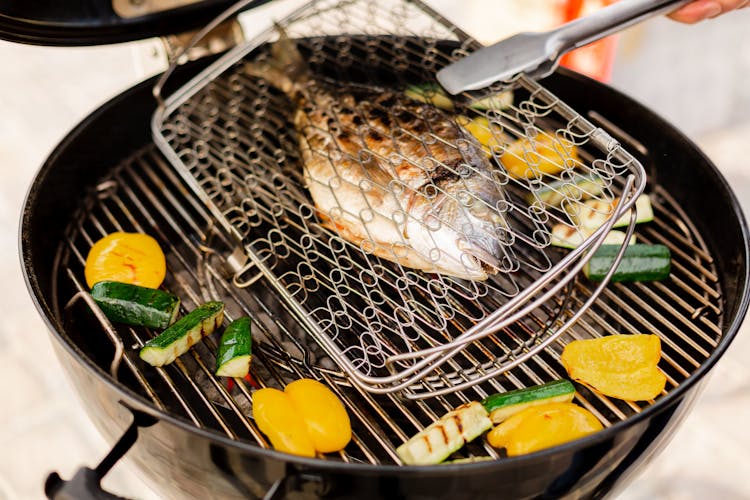 DORADE ROYALE GRILLÉE ET LÉGUMES D’ÉTÉ | Poissons et coquillages