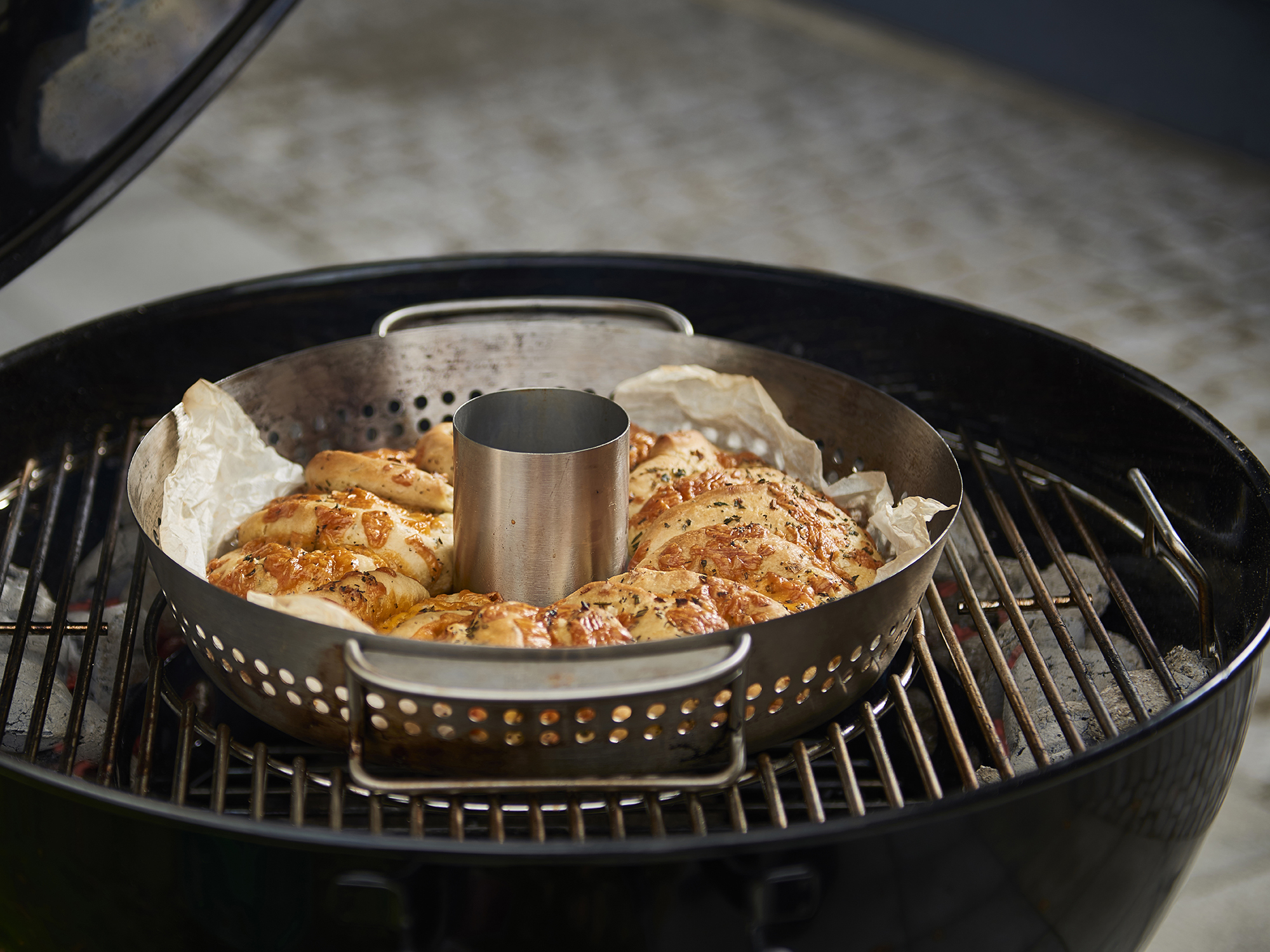 Winter Bbq Cheese Stuffed Bread New3