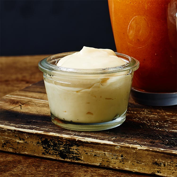 03 Fastfood  Ketchup  Blue  Cheese  Cream  Mayo 750X750