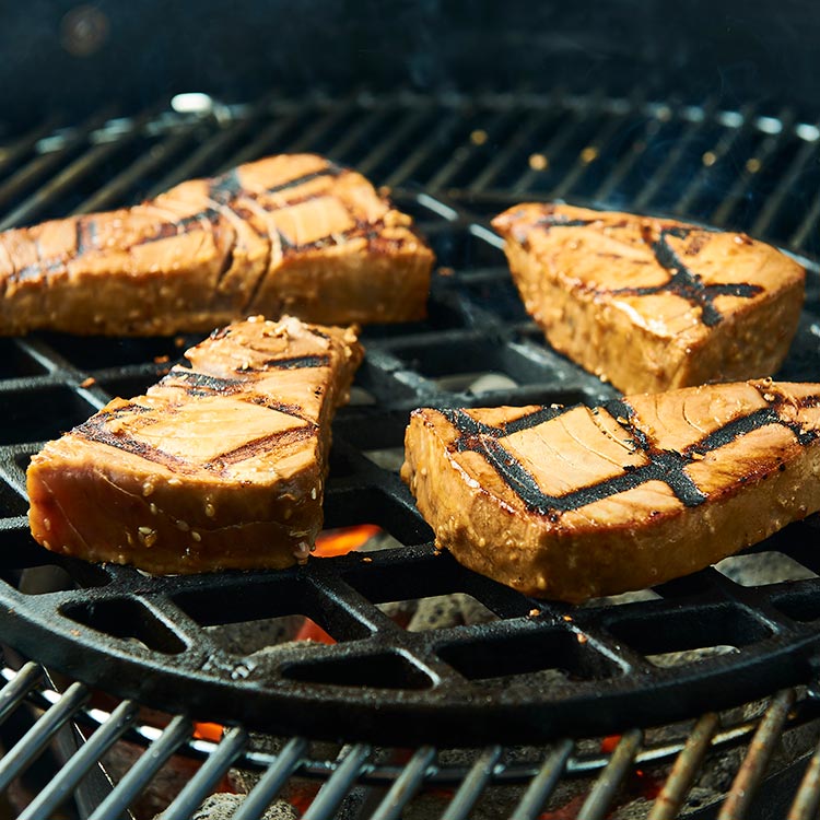 1  Tuna Tataki With Lemon Mayonnaise On Grill 750X750