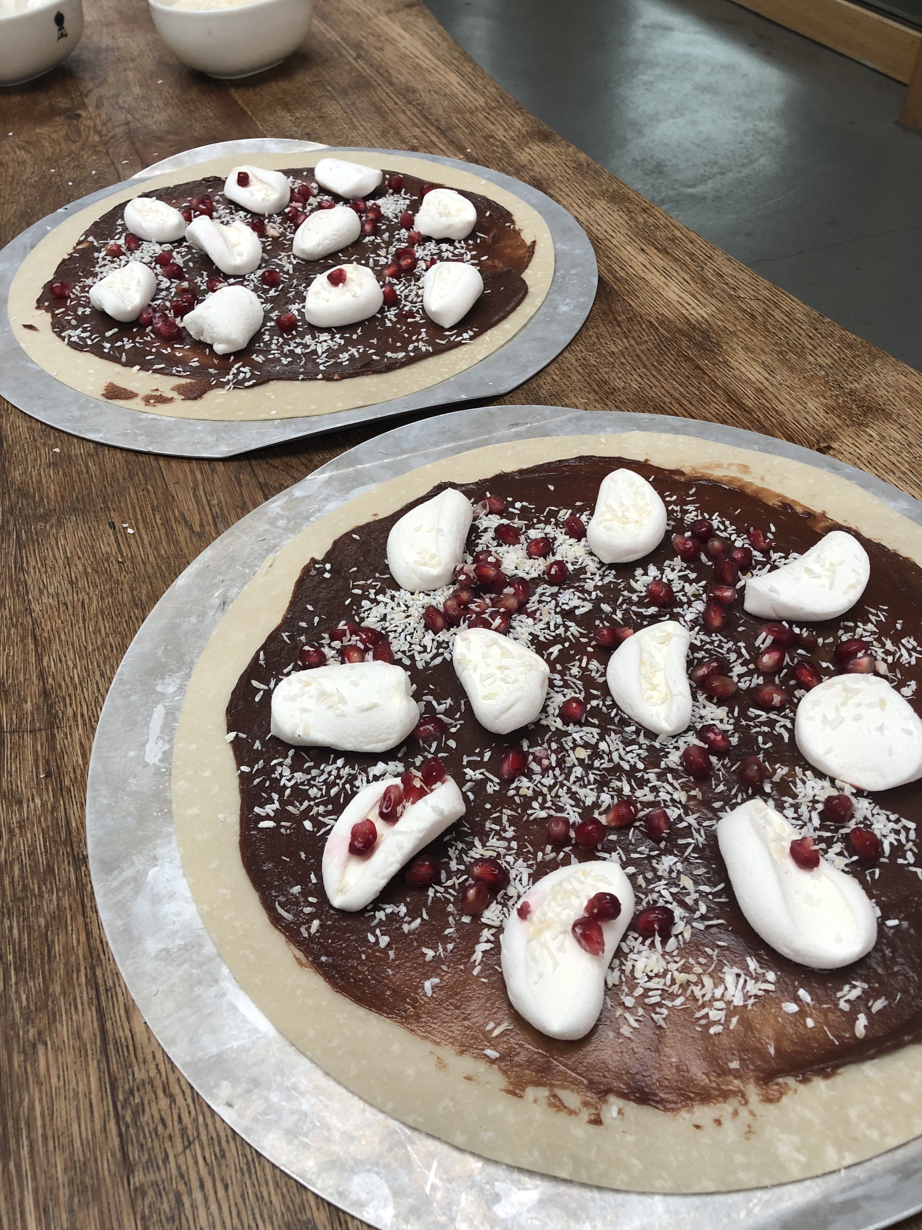 5H Bild Flammkuchen Süß Roh Flat Lay