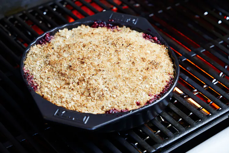 Bramley Apple and Blackberry Pie | Official Weber® Website