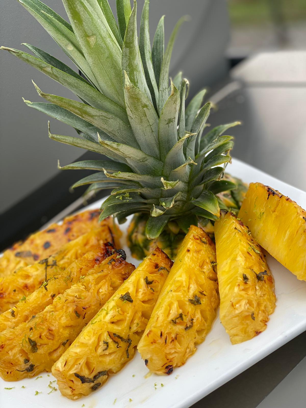 Ananas À La Rôtissoire Façon « Mojito »