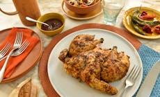 Poulet En Crapodine Grillé Au Molé Poblano Mexicain