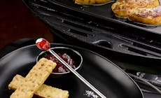 Foie Gras Poele Biscuit Aux Noisettes Gelee Piment Espelette 750X750