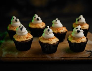 Weber Ghostly Cupcakes