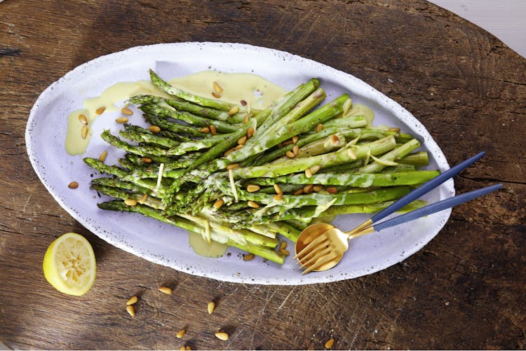 Gruner Spargel Mit Zitronendressing Gemuse Und Beilagen Weber Rezepte