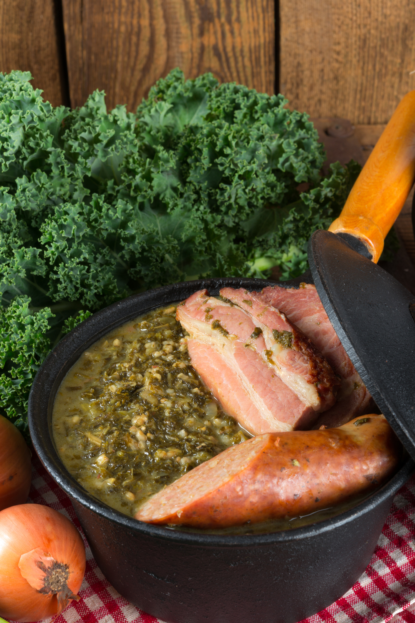 Grünkohl mit Bratwurst 