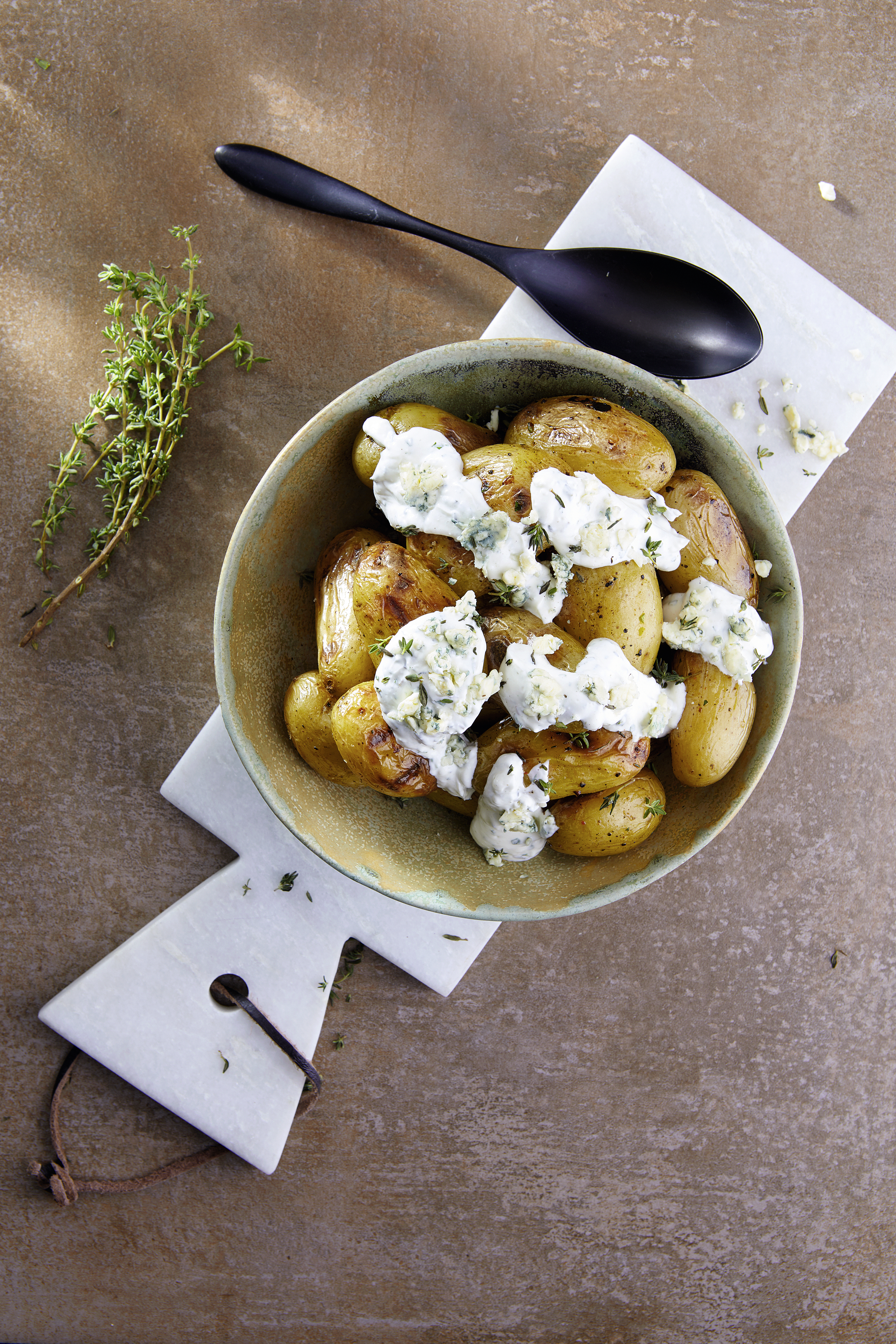 Kartoffeln Mit Käsesauce Webers Basics S 74