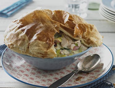 Pastei met kip, ham en prei