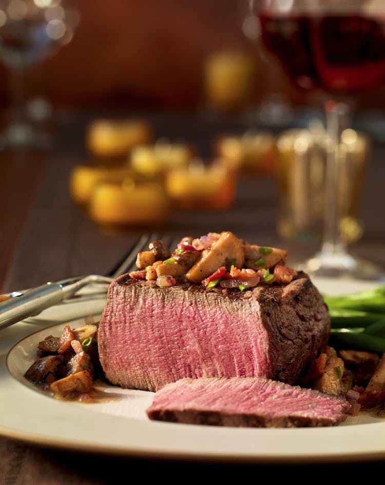 BEEF PICANA STEAK WITH FRIED MUSHROOMS AND VINAIGRETTA WITH RED WINE ...