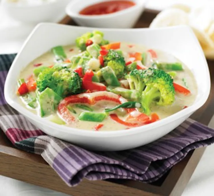 Vegetable Thai Green Curry | Official Weber® Website