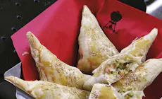 Weber Triangoli Di Sfoglia Con Sesamo Ripieni Di Gambero E Avocado 750X750
