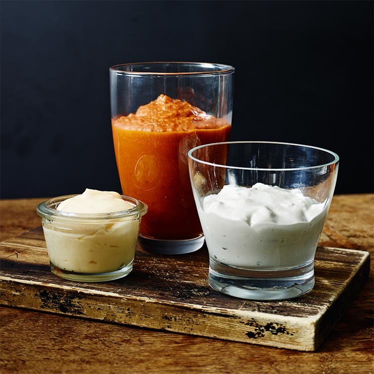 03 Fastfood  Ketchup  Blue  Cheese  Cream  Mayo 750X750