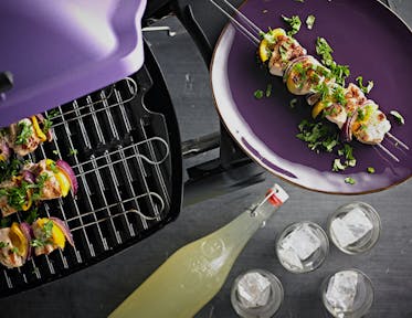 Kipspiesen met koriander en groenten