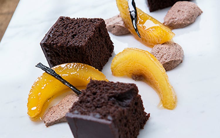 Chokoladekage med mørk ganache | Desserter Opskrifter