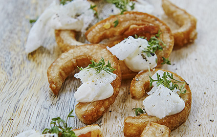 Flaeskesvaer Med Aebledip