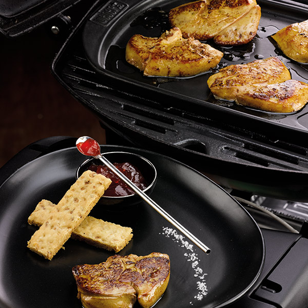 Foie Gras Poele Biscuit Aux Noisettes Et Gelee De Piment D Espelette