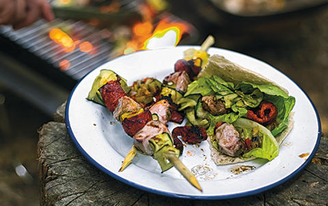 Grillatut Kebabit Janiksen  Chorizon Ja Kesakurpitsan Kera