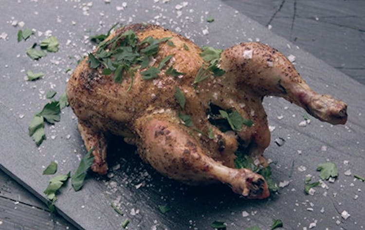 kylling med krydderurter | Fjerkræ | Weber Opskrifter