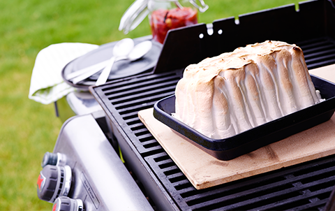 Indbagt Is Med Rababerkompot