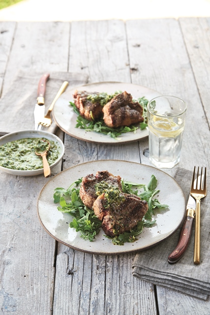 Lammkotletter Med Salsa Verde Med Citron Mynta