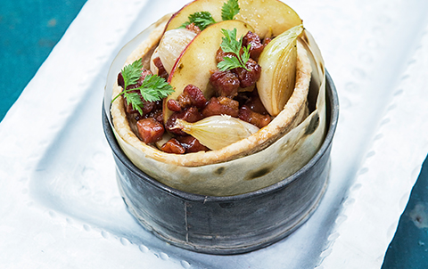 Omena Pekonihoystolla Taytetty Vol Au Vent