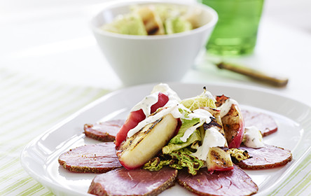 Roekt Indrefilet Med Eple Pepperrotsalat