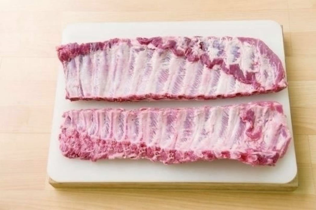Baby Back Ribs vs Spareribs: What's the Difference?