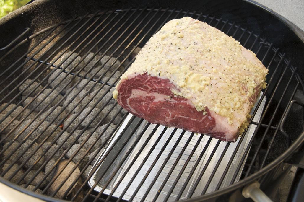 rib roast on weber kettle